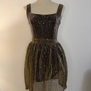 Elegant Prom Wedding Party Dress with Bow Tie Women’s — Size M runs small